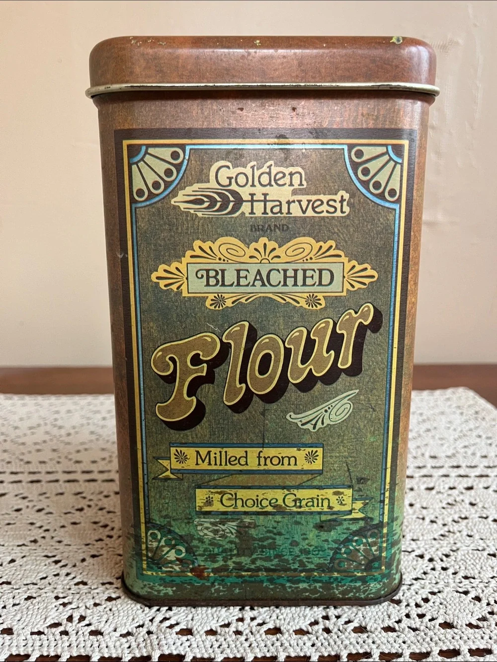 Vintage , Cheinco, Golden Harvest Green Coffee, Tea & Flour Storage Tin Set